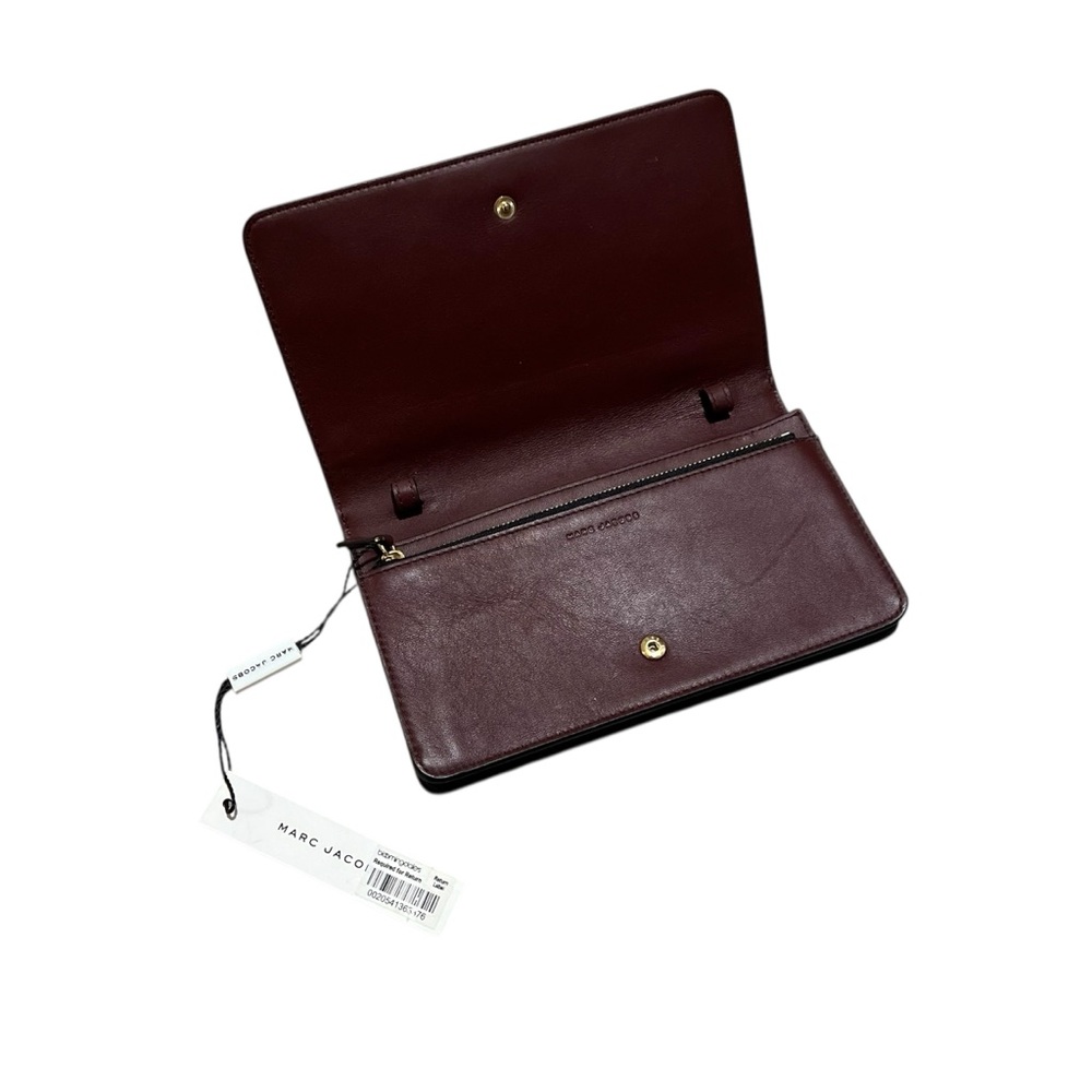 NWTs Marc Jacob’s long bi fold wallet - Picture 3 of 5